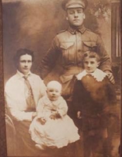 Albert Pearce his wife and two children (2).jpg