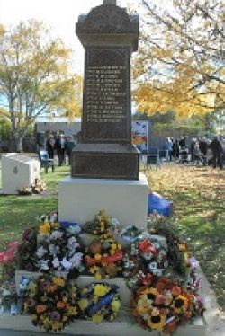 WW1 and 2 Memorial Evandale