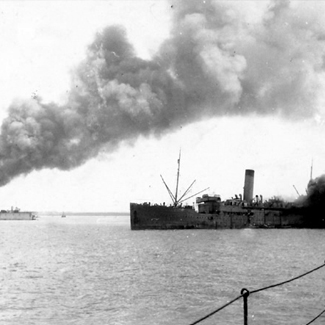 Japanese bomb Darwin